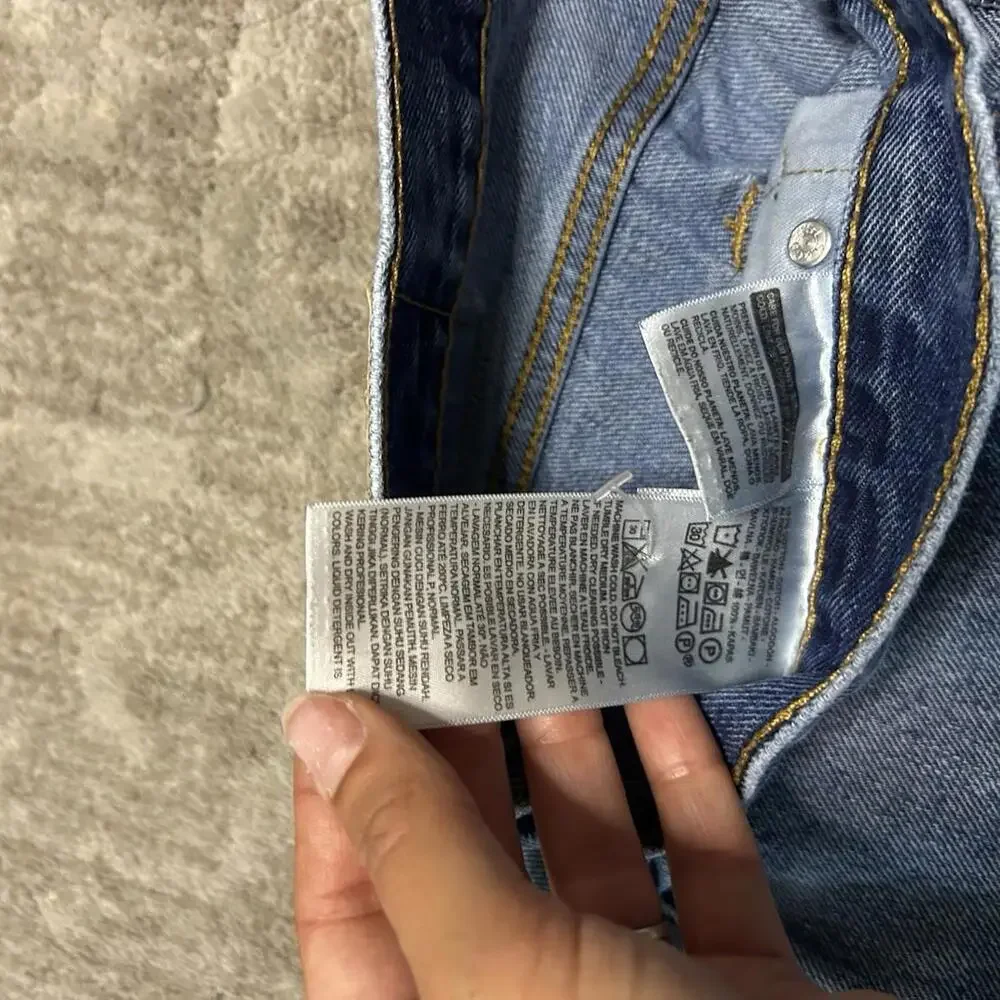 Levi’s 505 Jeans Size 32x30 Classic Fit Blue Denim Straight Leg Medium Wash